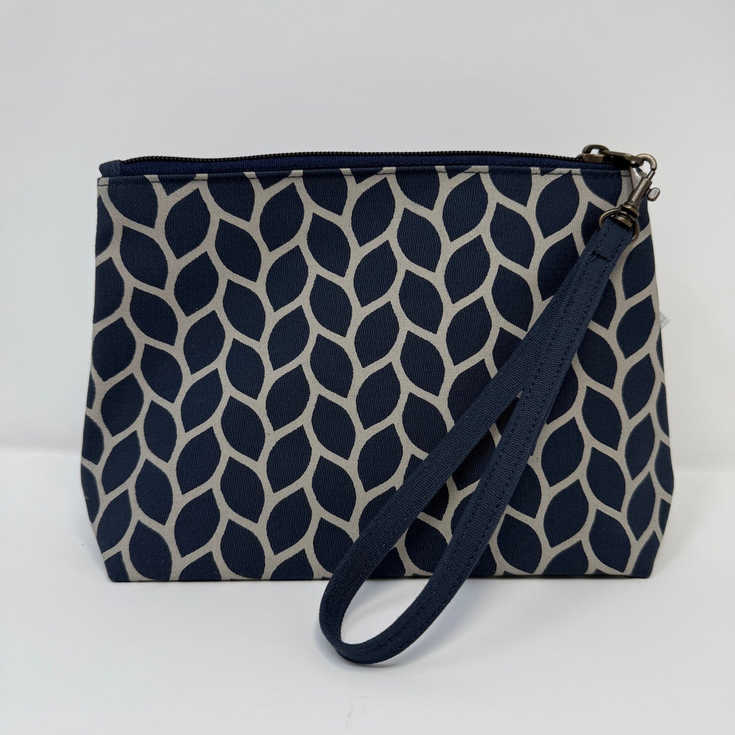 Zuri Clutch