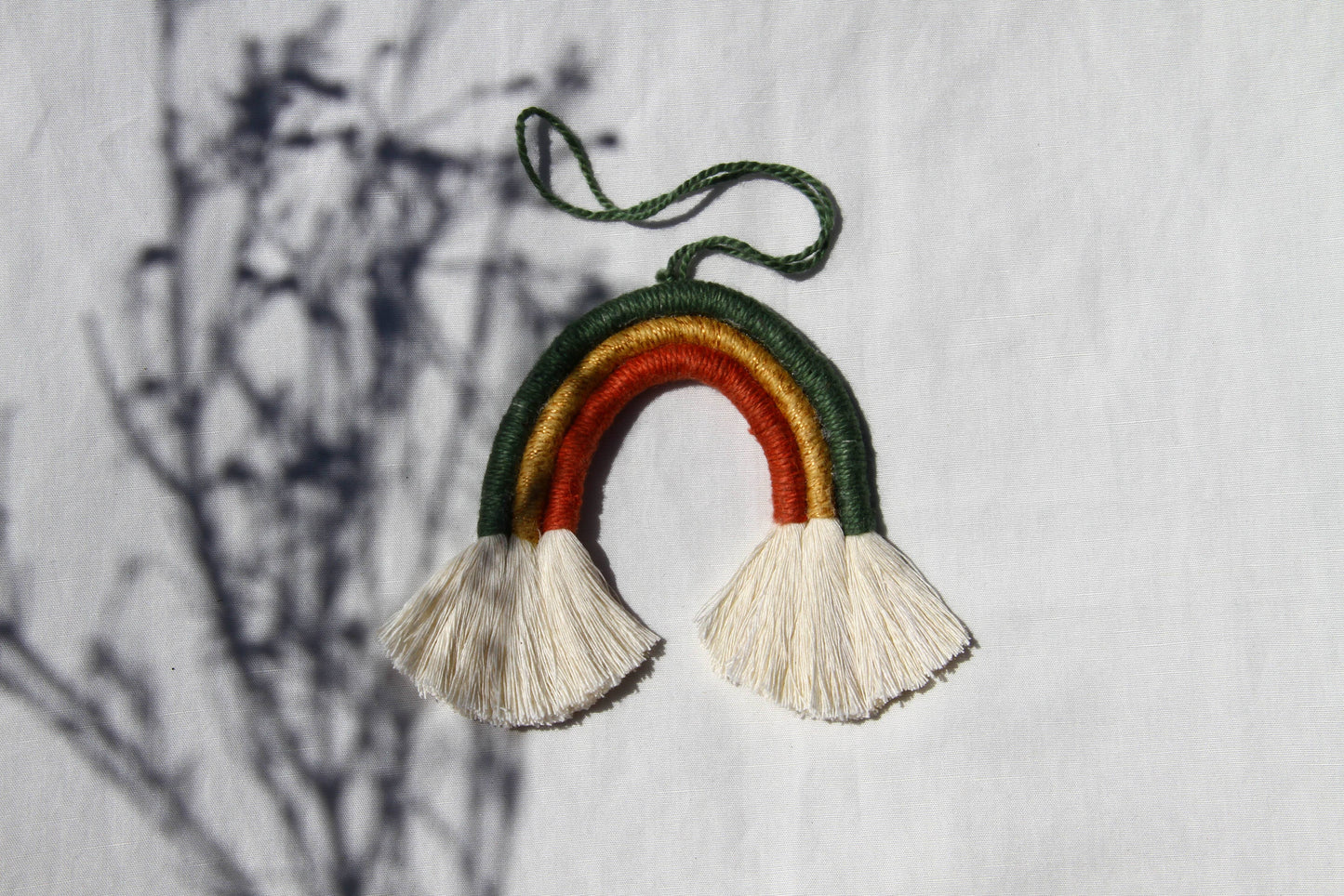 Mini Macramé Rainbow