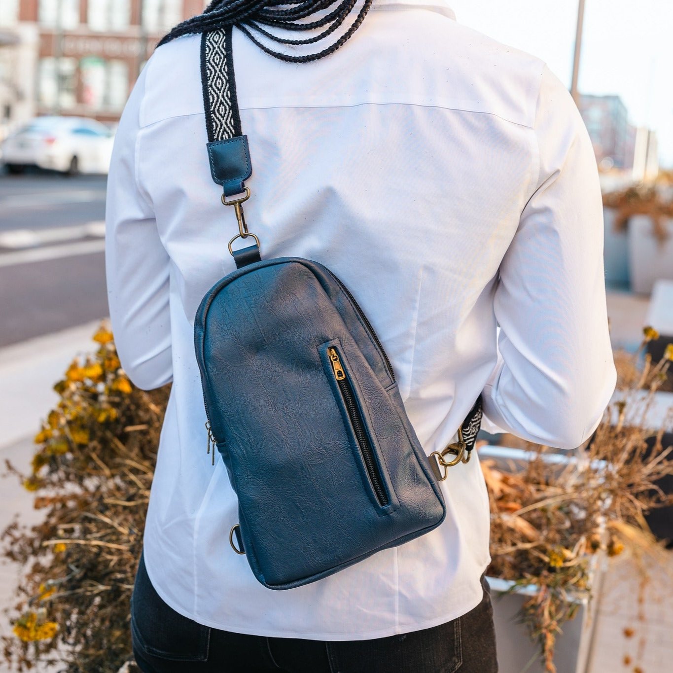 Avalon Crossbody-Blue